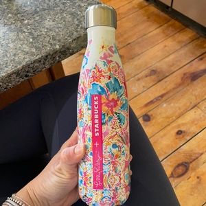 Lilly Pulitzer Swell water bottle
